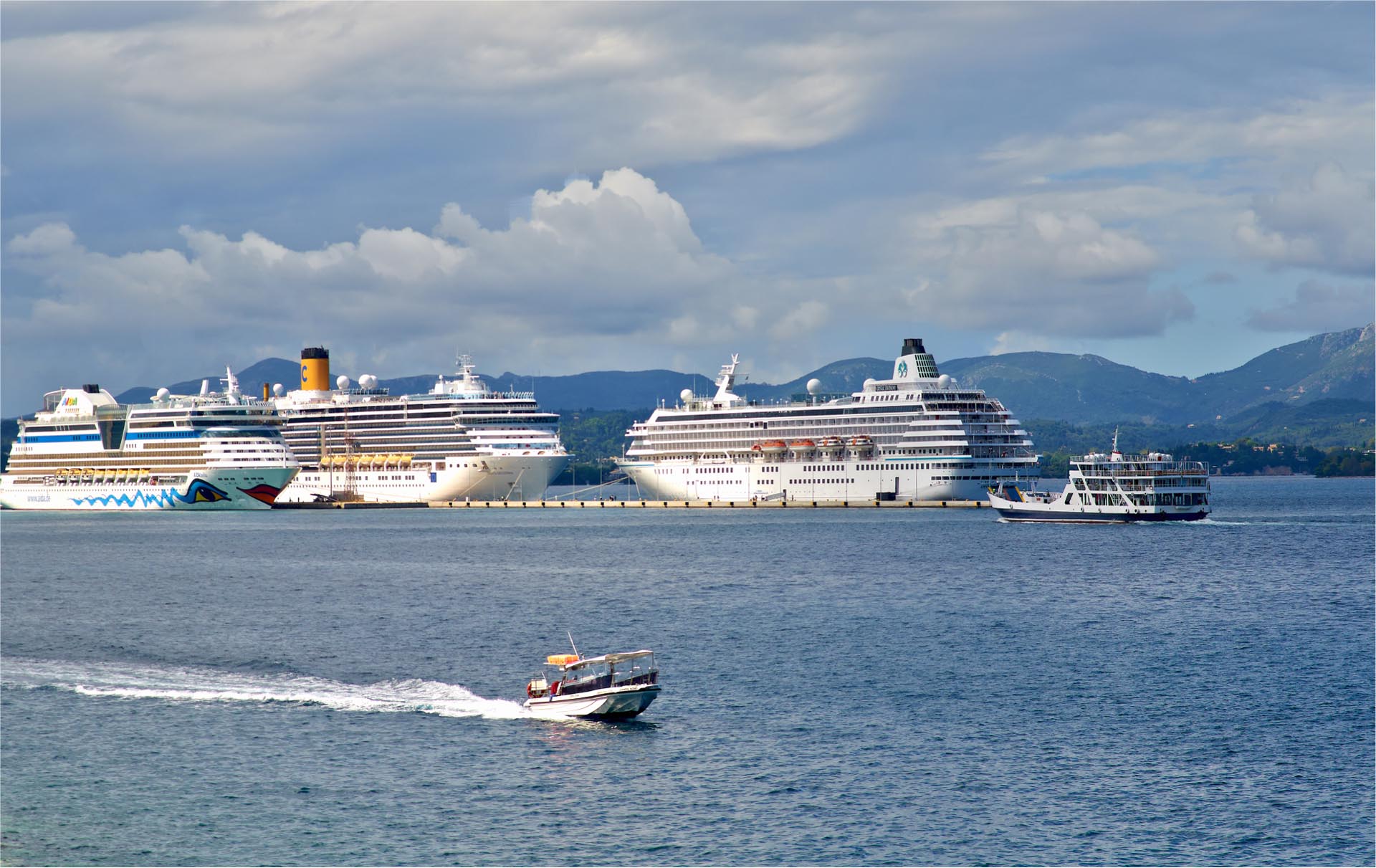 corfu cruise port excursions